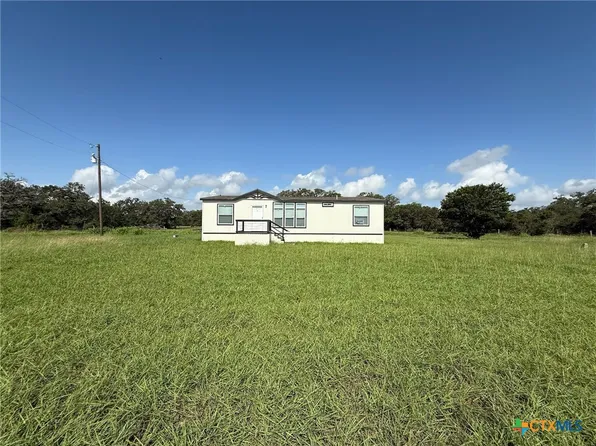 19656 Us Highway 77 S, Yoakum, TX 77995