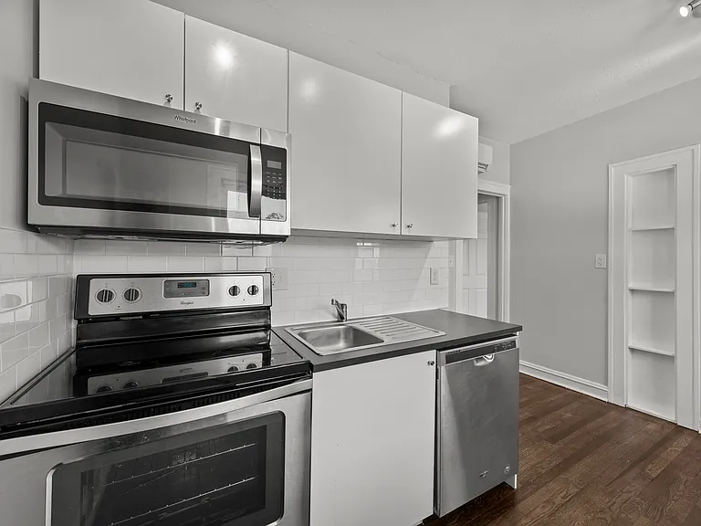 1385 Cranford Ave #10 — Photo 9