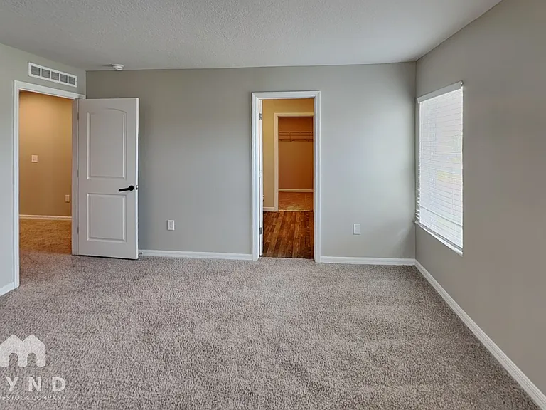 320 Daffodil Ln — Photo 11