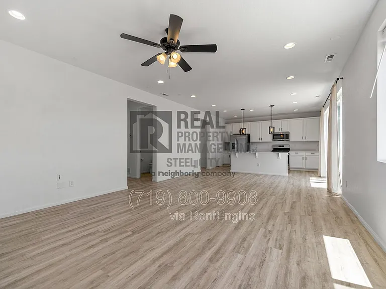 1824 Manassa St — Photo 8