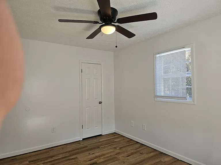 5 E Pinecrest Dr #101 — Photo 6