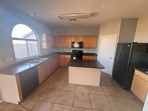 5th image of 4864 E Meadow Lark Way