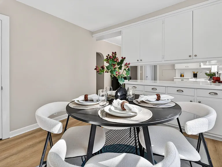 318 Charles St #2 — Photo 18