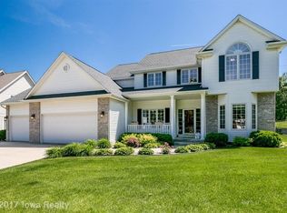 8156 Hardwicke Dr, Johnston, IA 50131