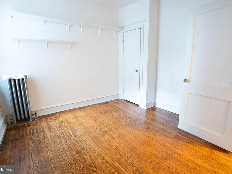 5453 W Montgomery Ave — Photo 21