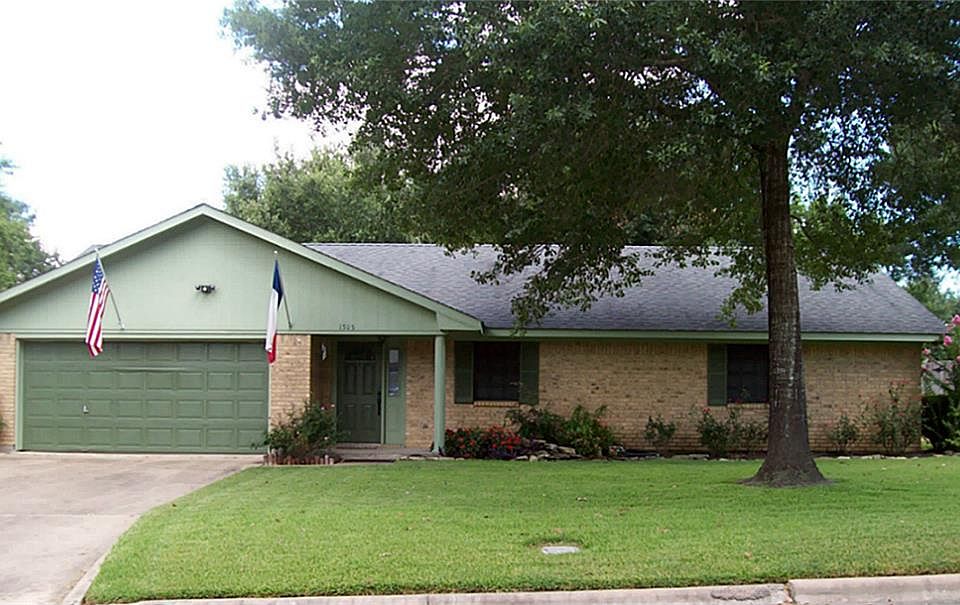 1st image of 1505 Leslie D Ln