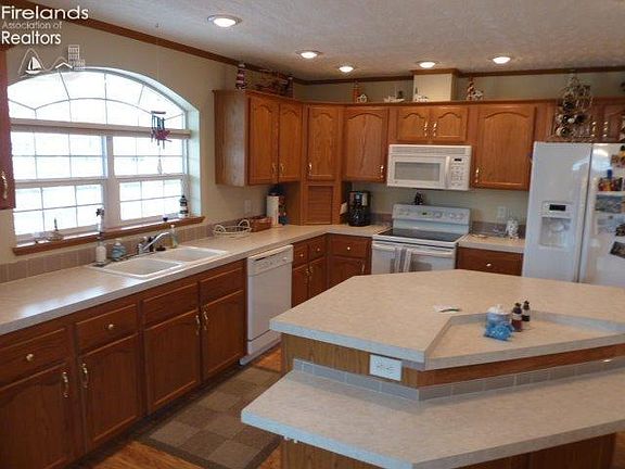 5th image of 5579 E Constitution Blvd