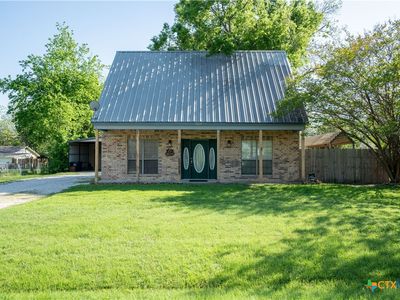 305 El Paso St, Holland, TX, 76534