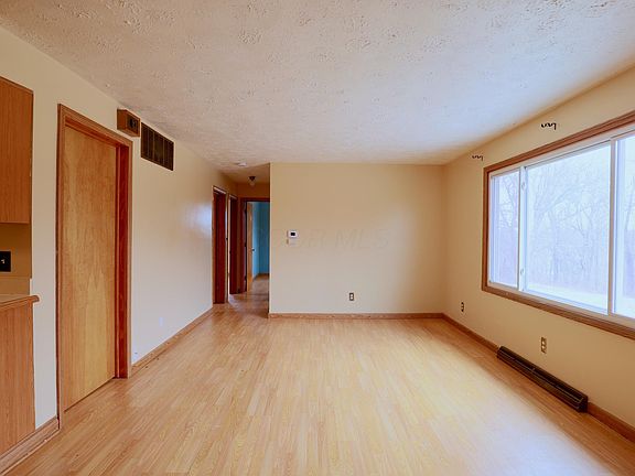 5th image of 3059 W Point Rd SE