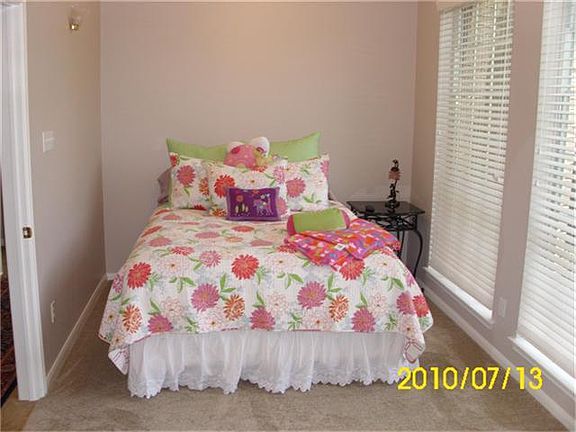5th image of 5426 Blue Haven Dr