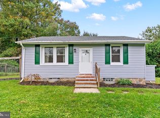 65 Bond Ave, Reisterstown, MD 21136