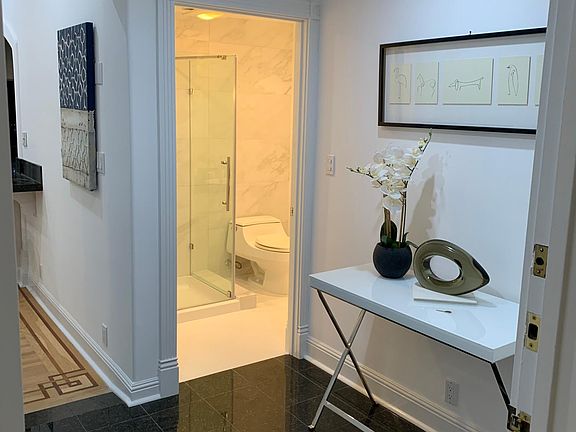 2nd image of 2309 Divisadero St APT 2