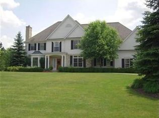 40 Quail Ridge Dr, Bentleyville, OH 44022