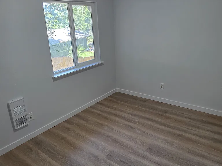 2027 Porta Ct NW — Photo 10