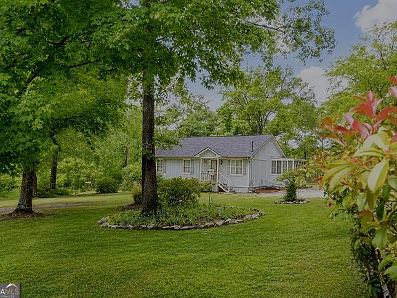 2nd image of 424 Smith Chapel Rd
