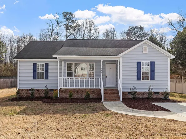 184 Hunters Way, Angier, NC 27501