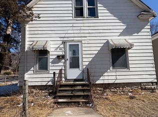 148 Mohawk St, Waterloo, IA 50703