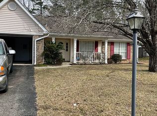 781 Copperfield Dr E, Mobile, AL 36608