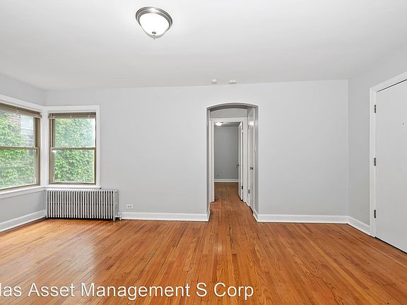 4th image of 5620 S Martin Luther King Dr Unit 3R