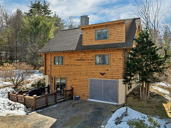 3rd image of 233 Ossipee Mountain Road