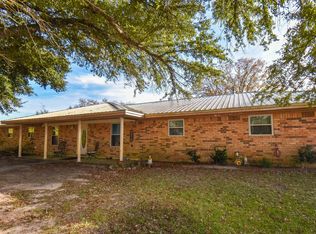 355 W Sugar Hill Rd, Reklaw, TX 75784