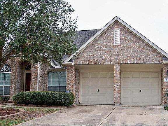 2nd image of 2726 Shelby Dr