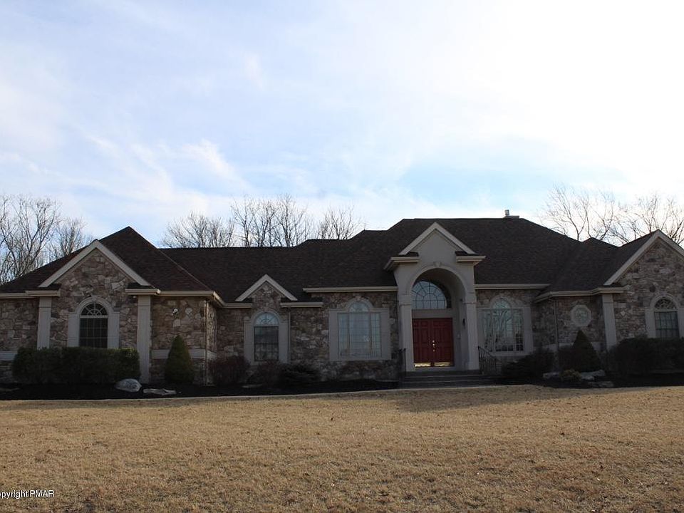 1st image of 394 Joanne Ct