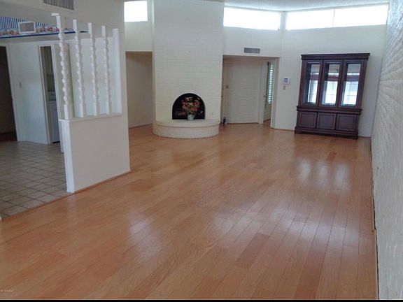 3rd image of 2148 N Calle De Vida