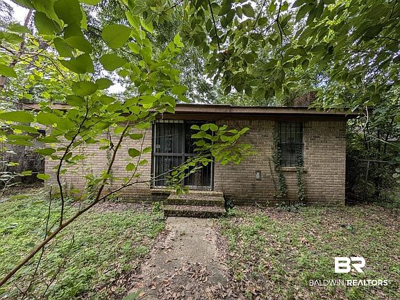 2nd image of 1722 McCants Ave