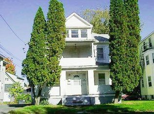 11 Moss Ave, Danbury, CT 06810