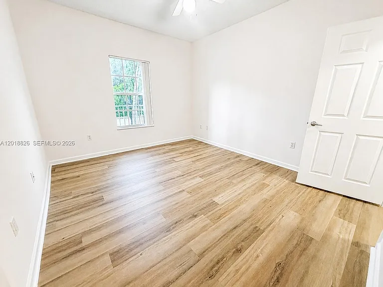 7000 SW 80th St #211 — Photo 5