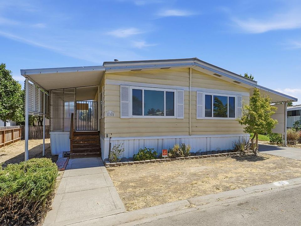 1st image of 190 Amberglen Dr