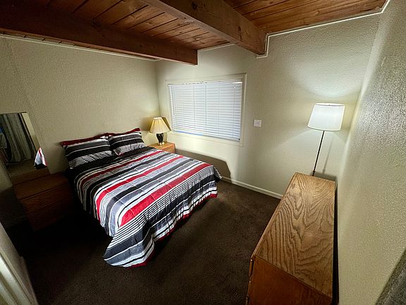 5th image of 977 Park Ave #1
