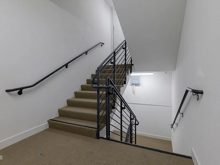 18900 Parthenia St #319 — Photo 35