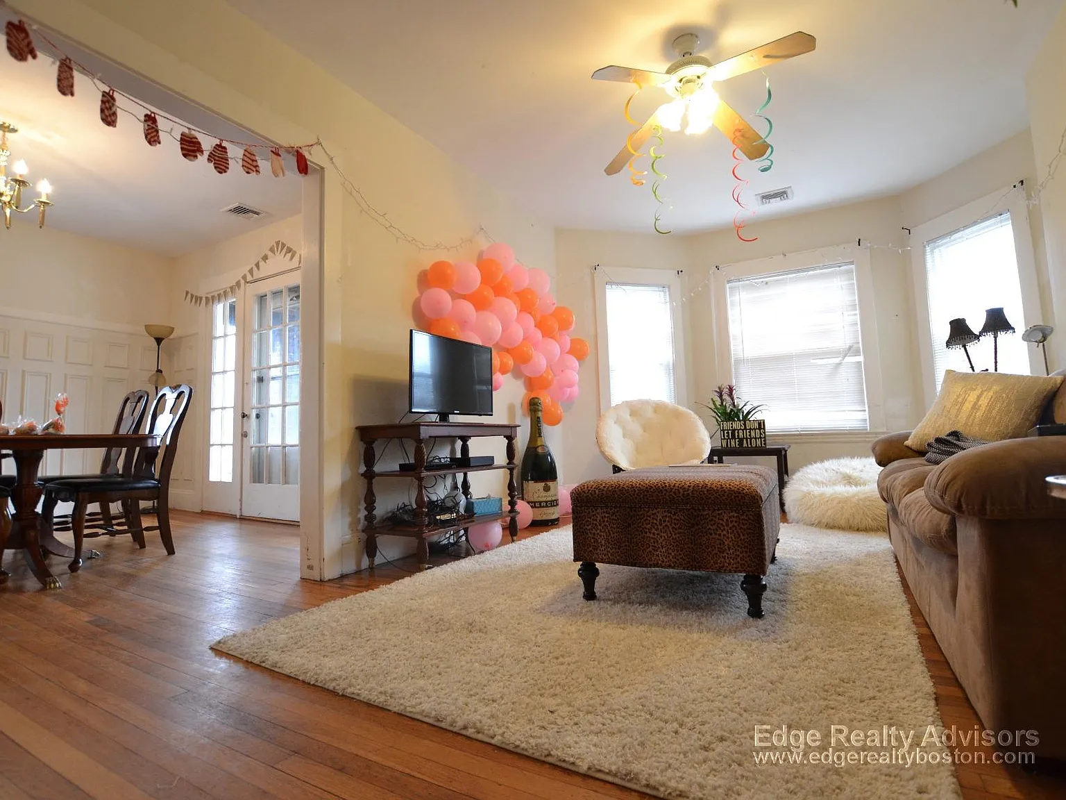 4 bed, 1900 sqft, $5,500 — Photo 1