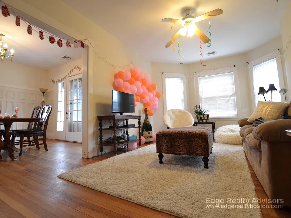 209 Chestnut Hill Ave #3