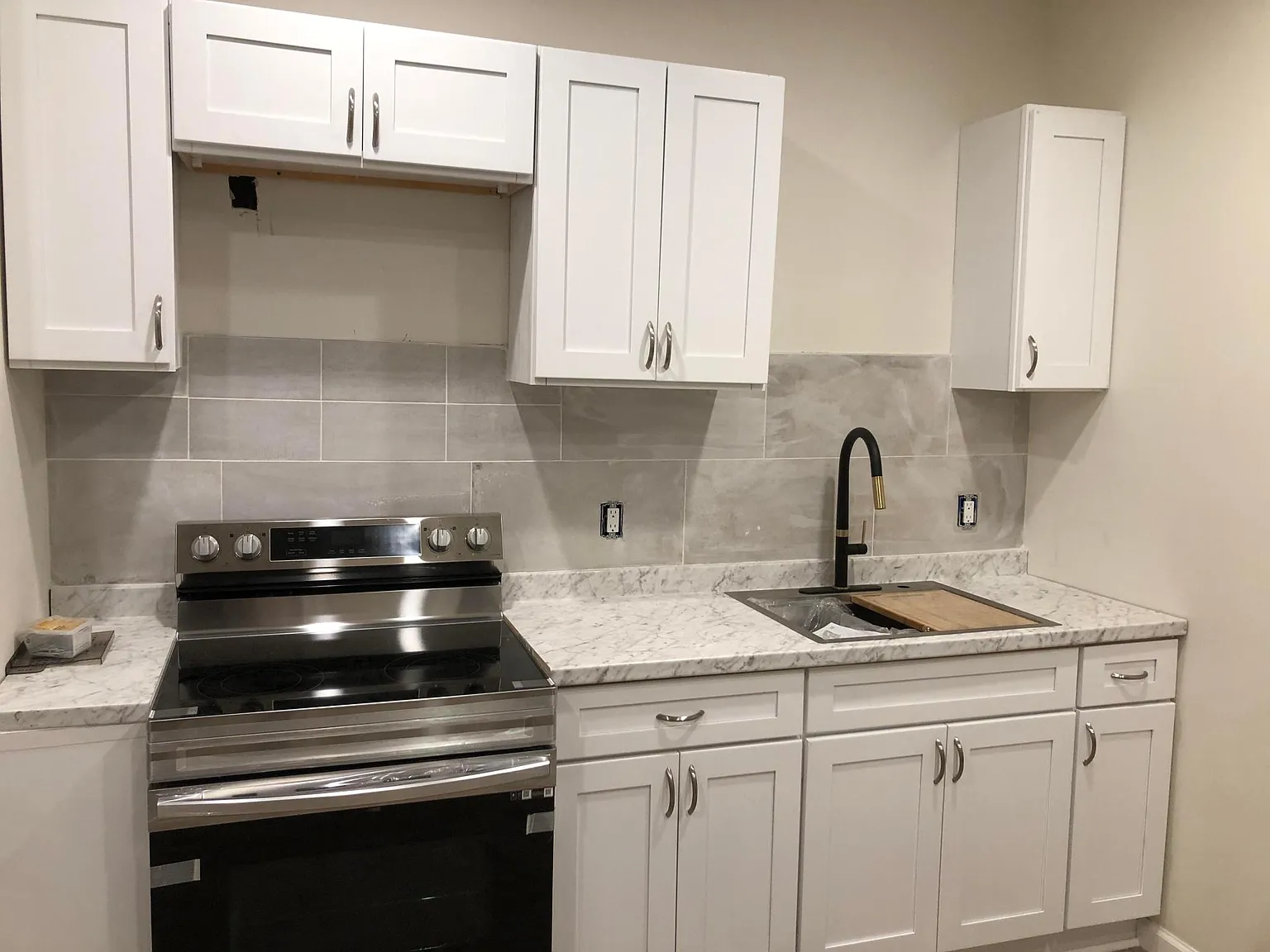 3 bed, 1300 sqft, $1,550 — Photo 2