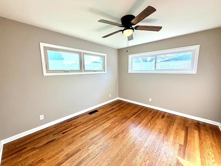 1711 Clarence Dr — Photo 12