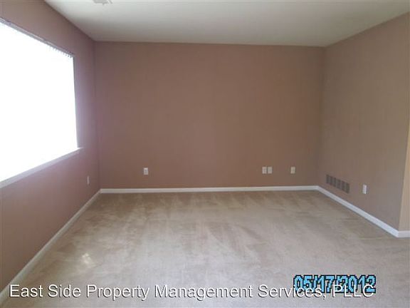 3rd image of 29910 Donna Ln