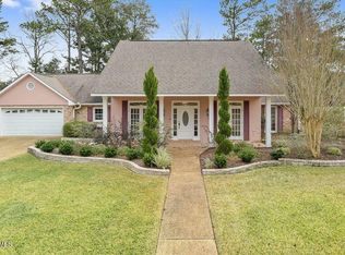95505 Diamondhead Dr W, Diamondhead, MS 39525