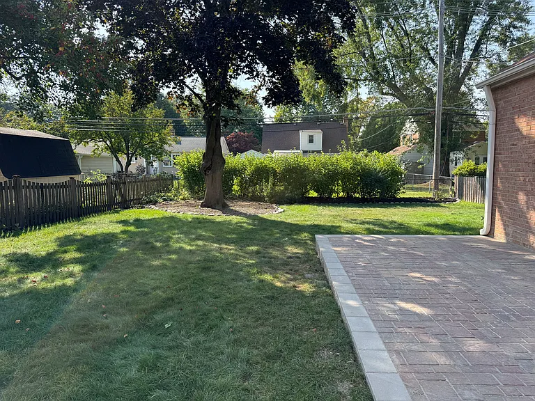530 S Vail Ave — Photo 13
