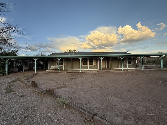 3rd image of 74 Caddy Ln