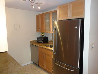4th image of 50-56 Broadlawn Park APT 122