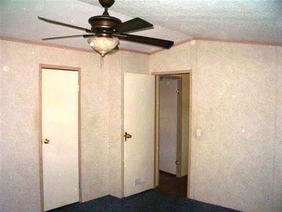 3rd image of 1501 Alamo Dr