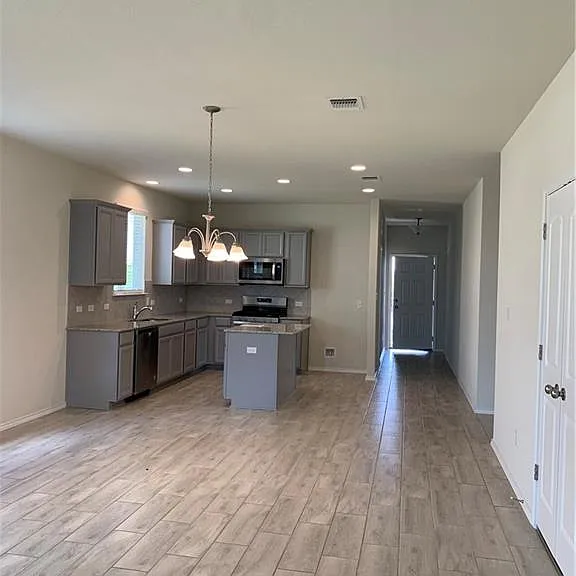1229 Cliffbrake Way — Photo 8