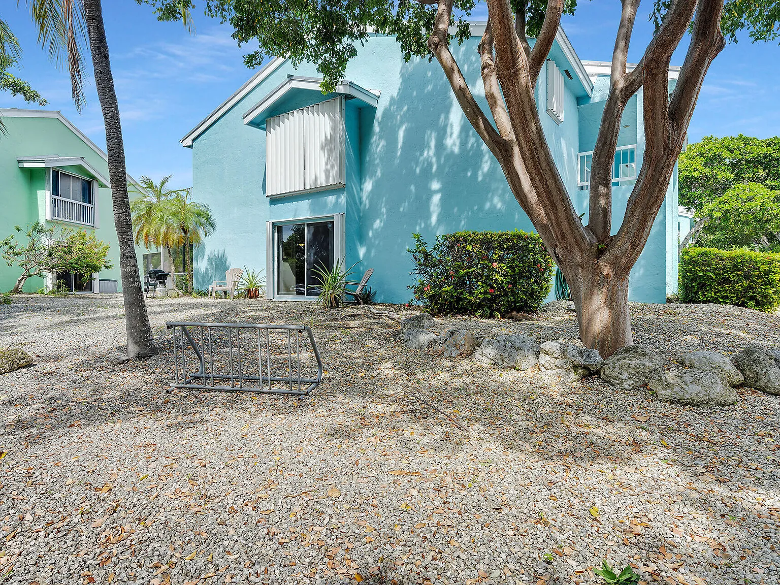 2 bed, 2.0 bath, 845 sqft, $2,800 — Photo 3