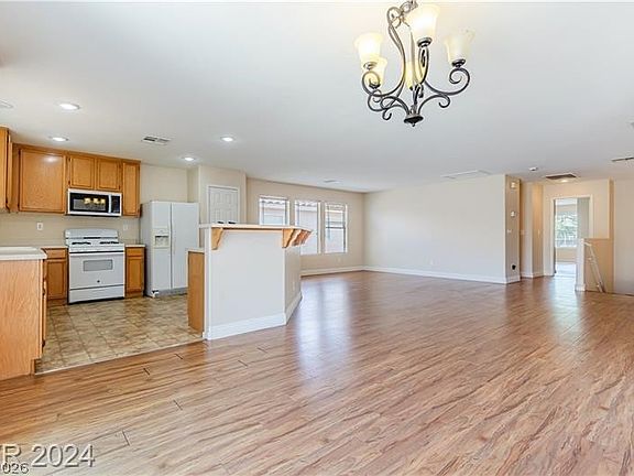 4th image of 11577 Vesuvio Ct