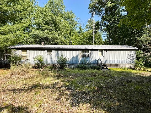 3rd image of 4085 Leckrone Rd