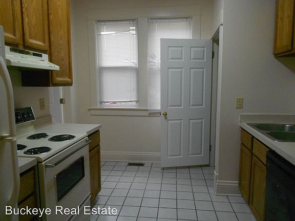 3rd image of 165 E 13th Ave