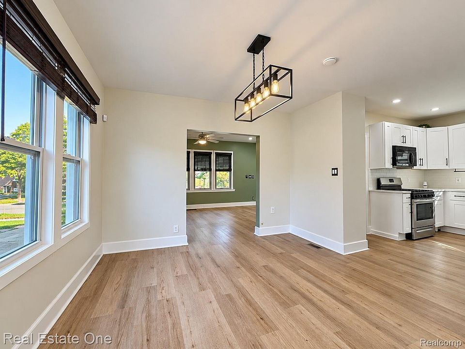 3675 Berkshire St, photo 7